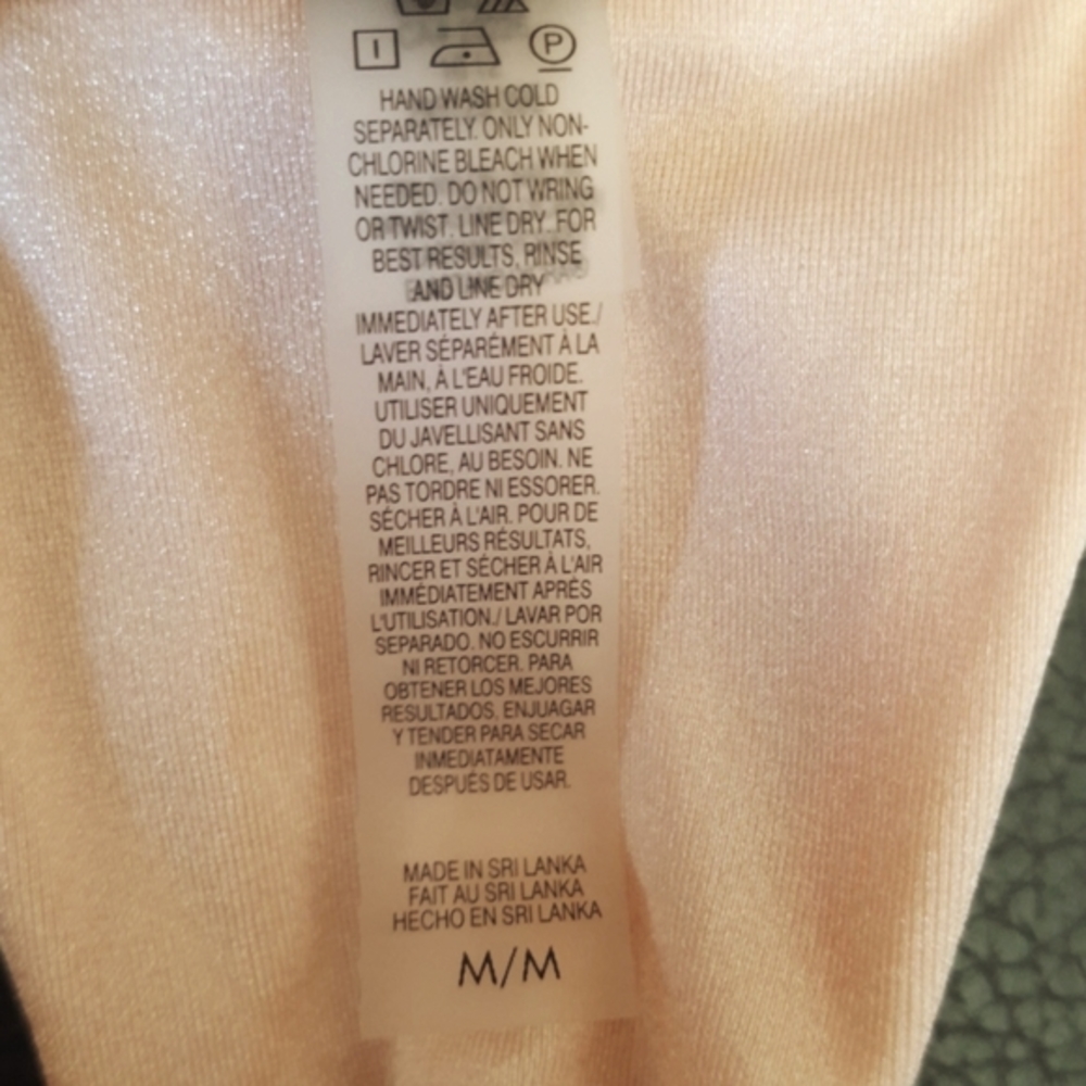 Victoria Secret bikini top - Picture 5 of 5